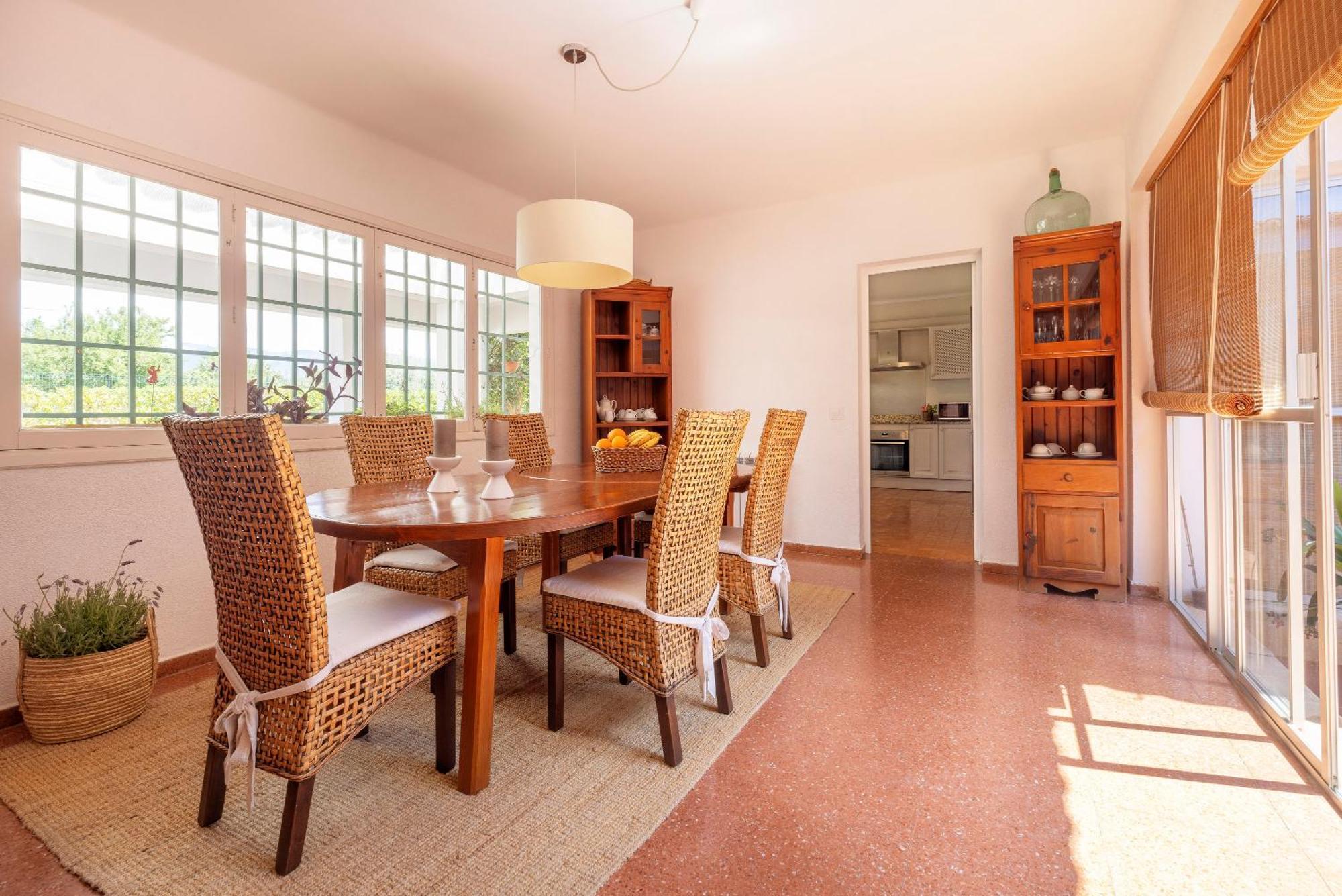 Vakantiehuis Ideal House For Two Families With Pool And Barbecue