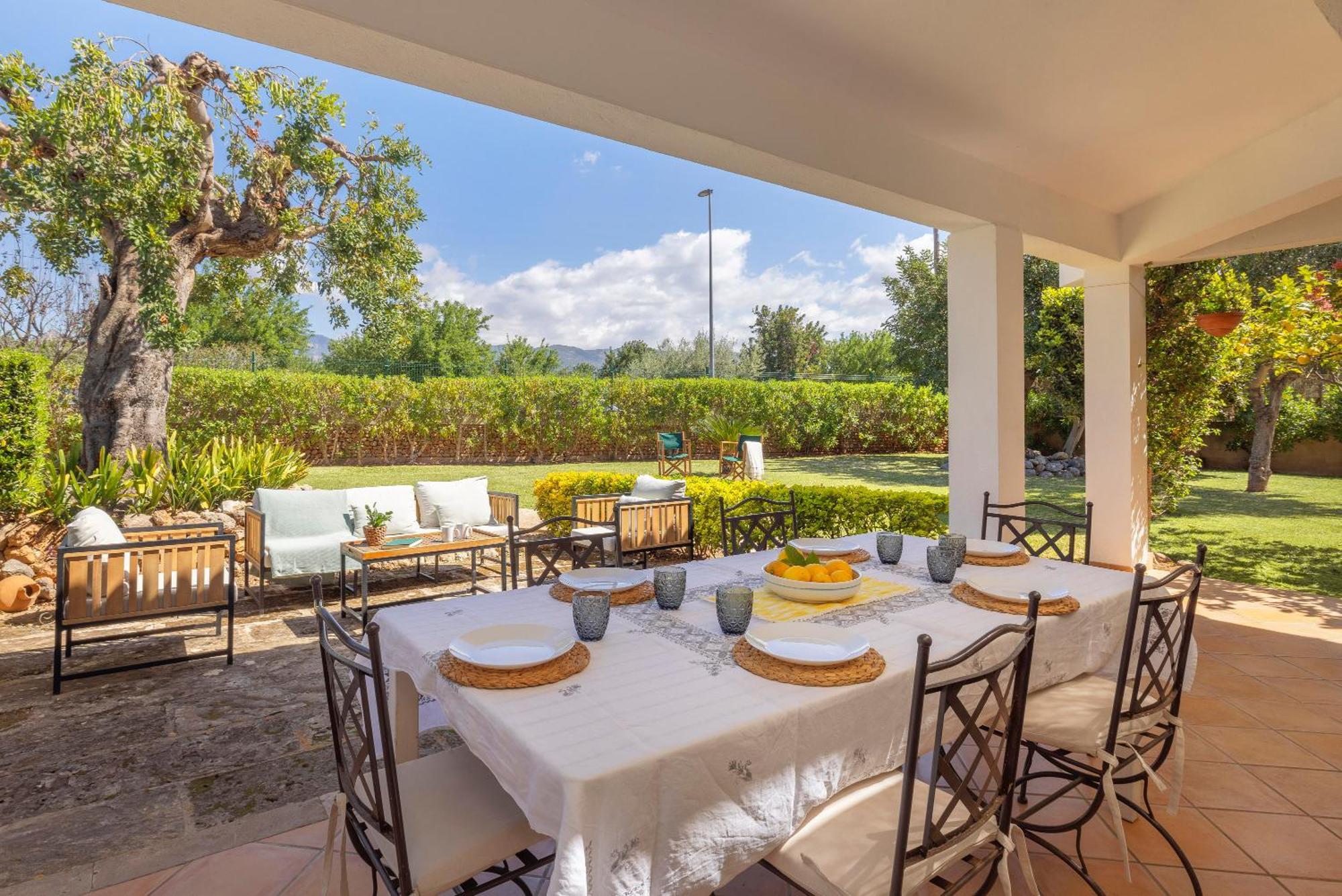 Ideal House For Two Families With Pool And Barbecue Vakantiehuis *